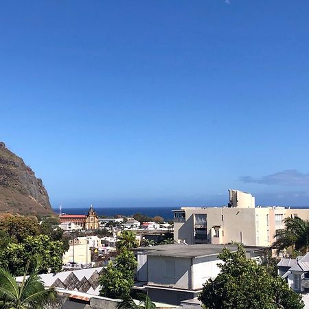 Perle Au Centre Ville Avec Vue Mer Et Montagne Saint-Denis Extérieur photo
